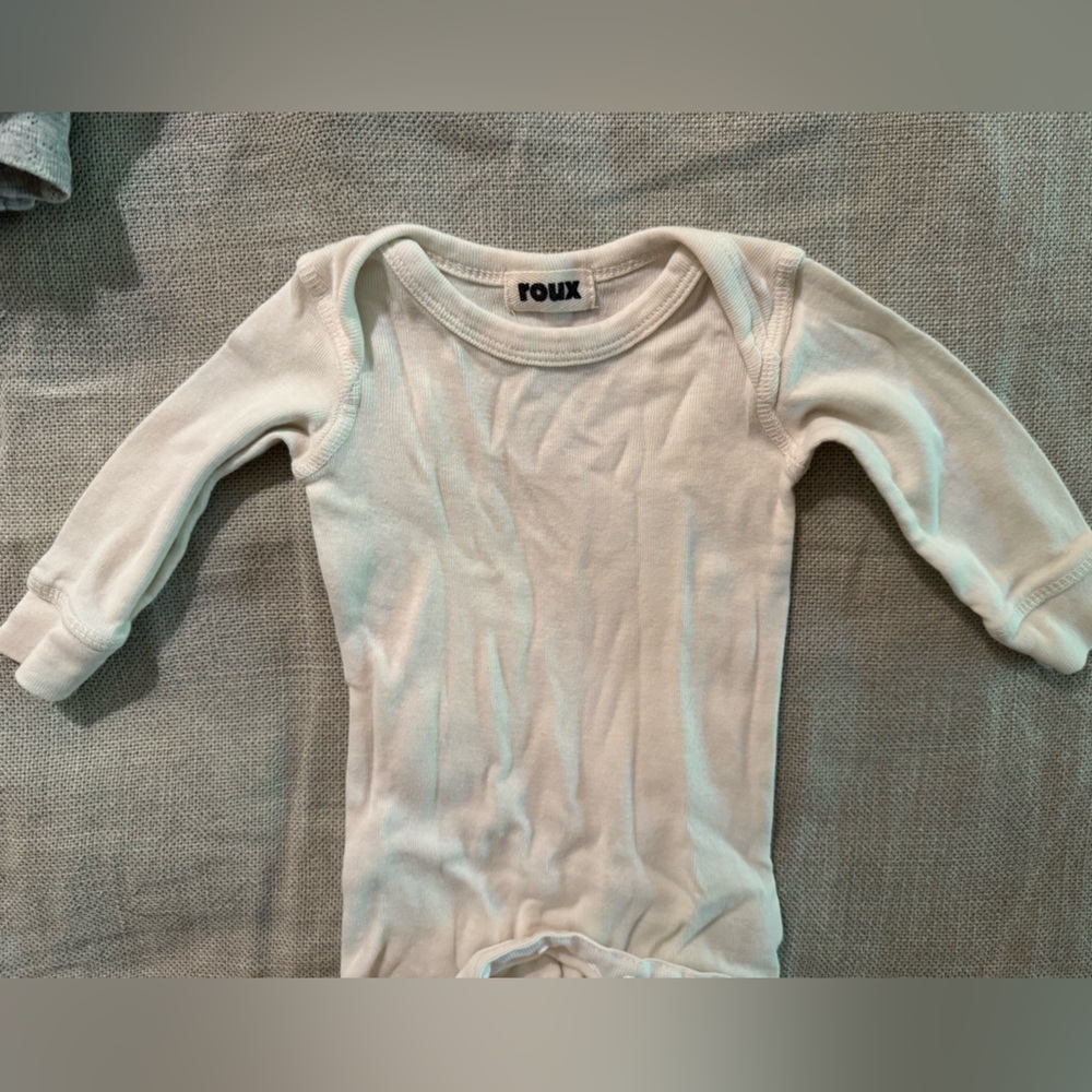 Roux soft cotton Long Sleeve Baby Onesie